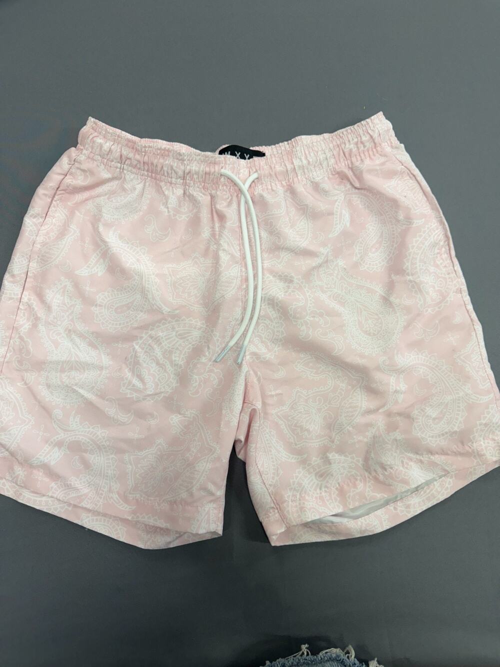 WXYZ Men's Small Pink White Paisley Bandana Print Shorts Drawstring Casual